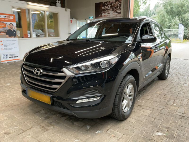 Hyundai Tucson 1.6 — 1/8