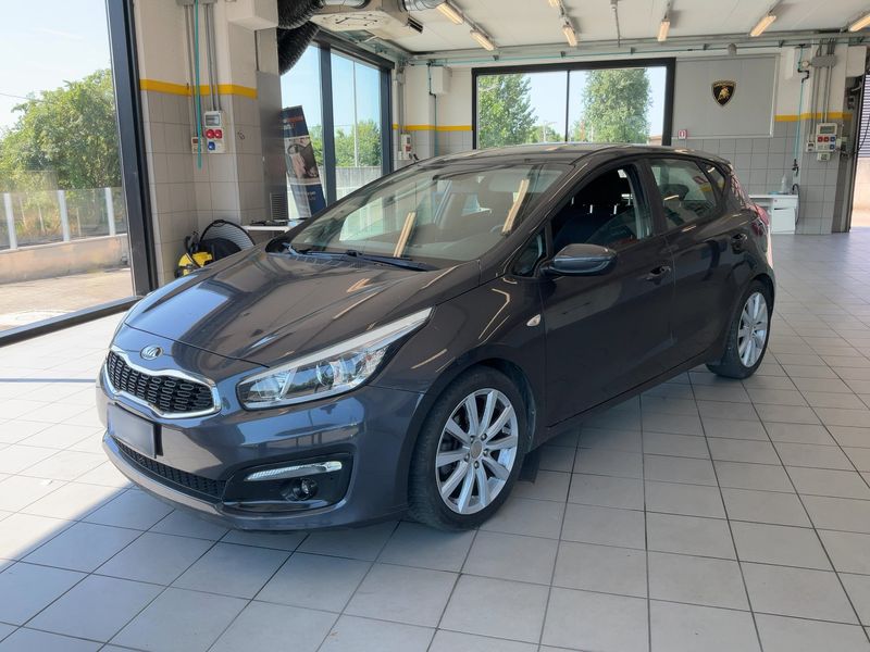 Kia cee'd 1.6 CRDi — 1/8
