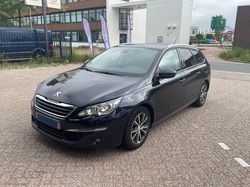 Peugeot 308 1.6 Blue-HDi — 1/8