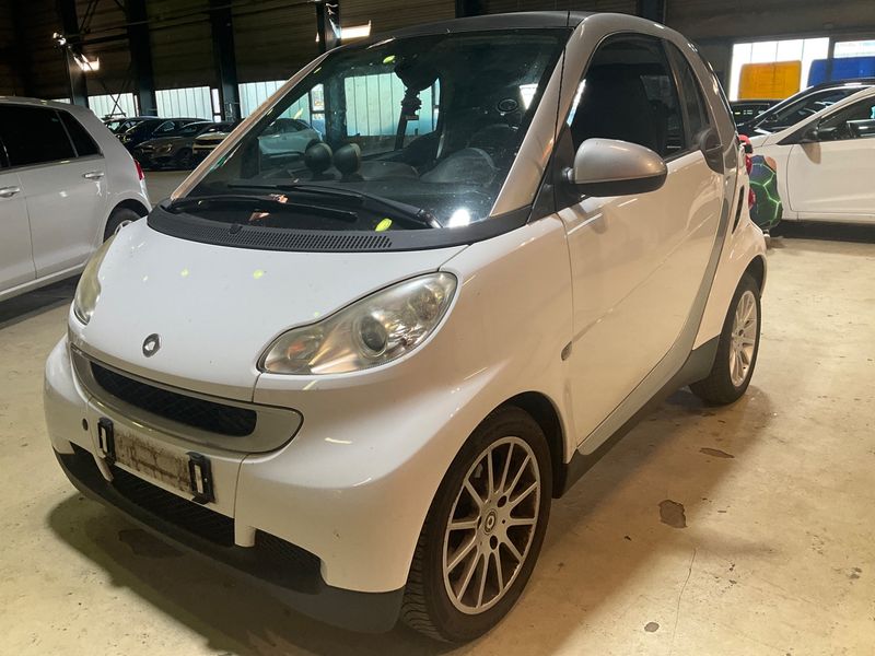 Smart fortwo 1.0 — 1/6