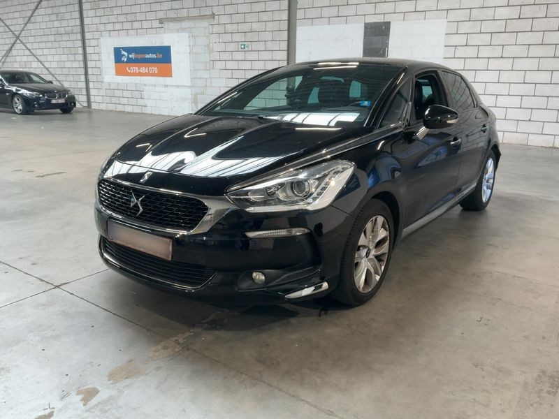 DS Automobiles DS5 2.0 Blue-HDi — 1/8