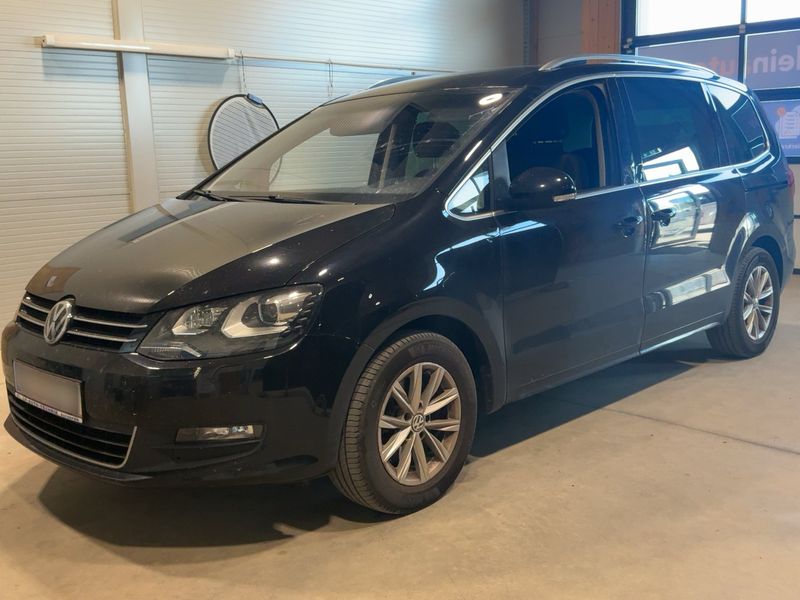 Volkswagen Sharan 2.0 TDI — 1/8
