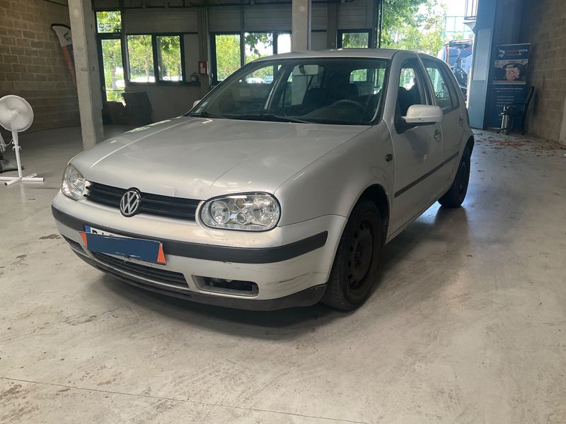 Volkswagen Golf IV 1.9 TDI — 1/8