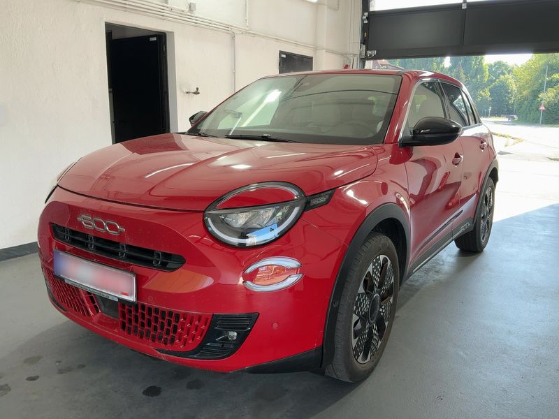 Fiat 600 1.2 Mild-Hybrid — 1/8
