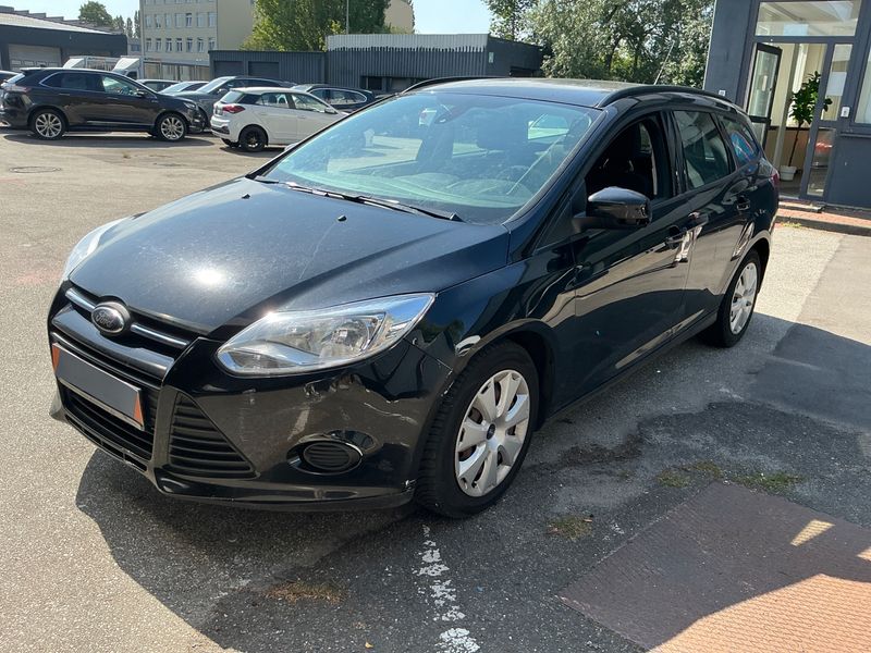 Ford Focus 1.6 TDCi — фото 1