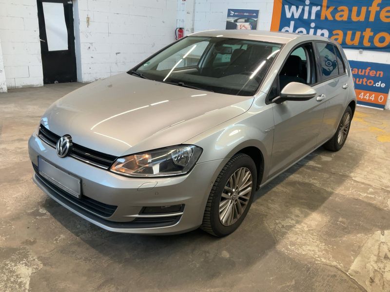 Volkswagen Golf VII 1.2 TSI — фото 1