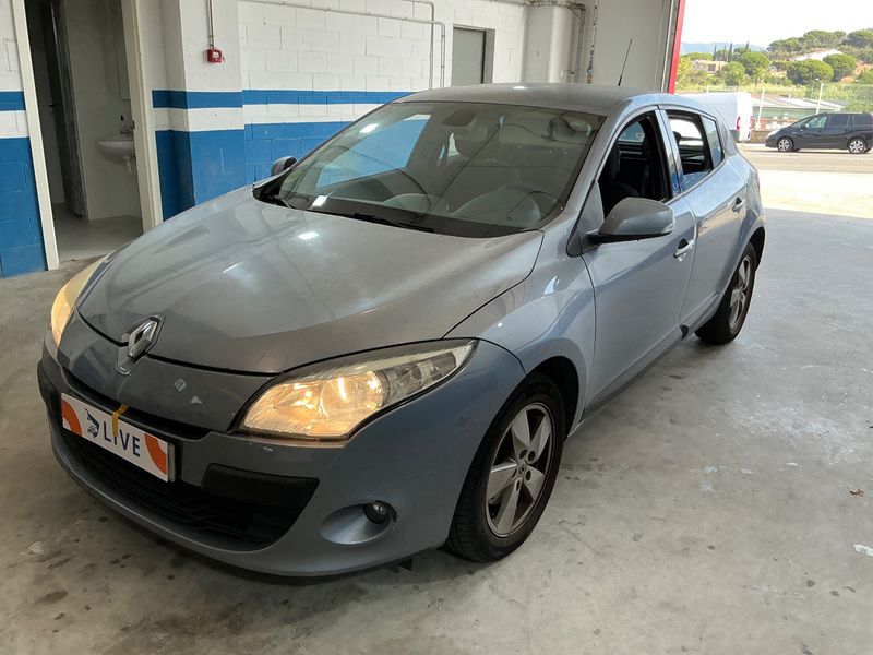 Renault Megane 1.5 dCi — фото 1
