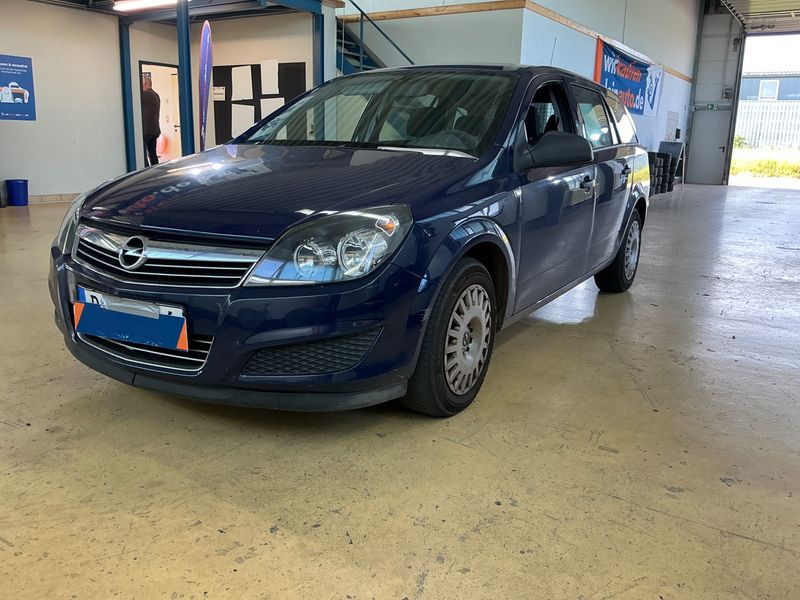 Opel Astra 1.6 — 1/8