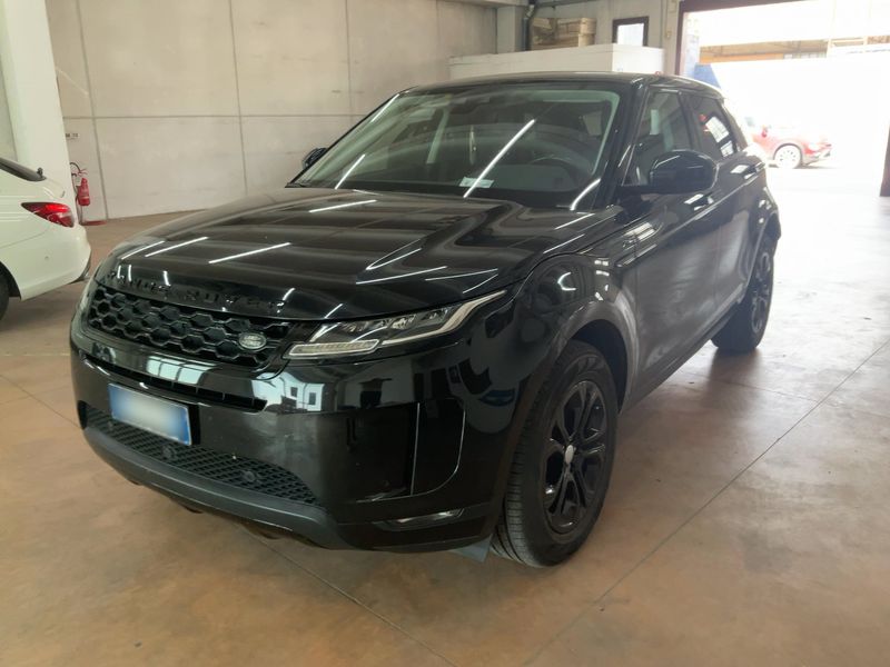 Land Rover Evoque D150 Mild-Hybrid — 1/8