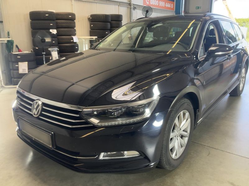 Volkswagen Passat 2.0 TDI — 1/8