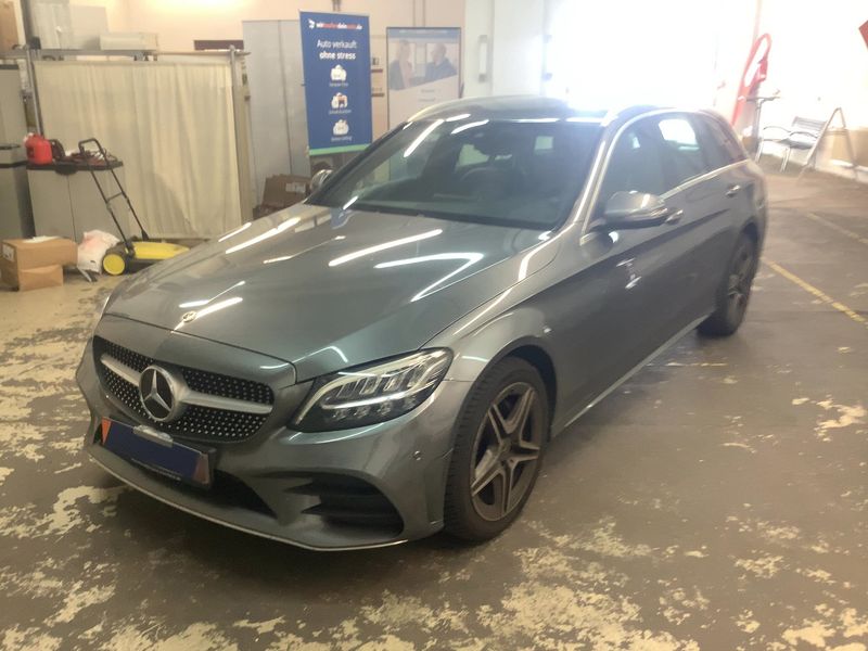 Mercedes-Benz C-Klasse C 220 d — 1/8