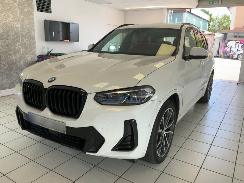 BMW X3 xDrive 30d Mild-Hybrid — 1/8