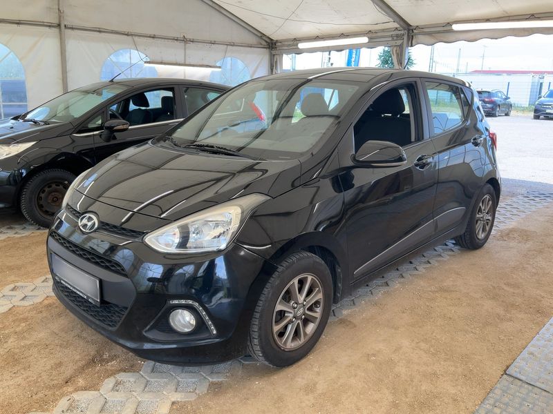 Hyundai i10 1.2 — 1/8