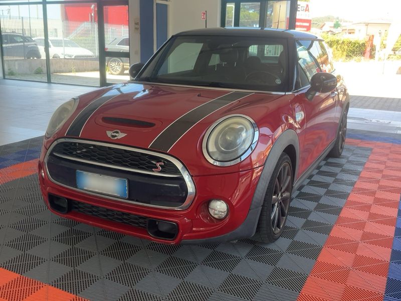 MINI MINI Cooper S — 1/8