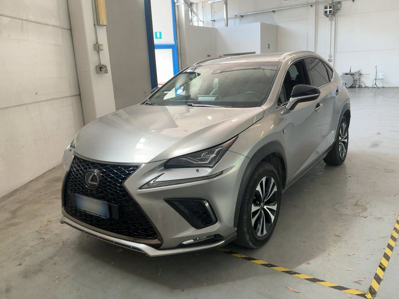 Lexus NX-Serie NX 300h — 1/8
