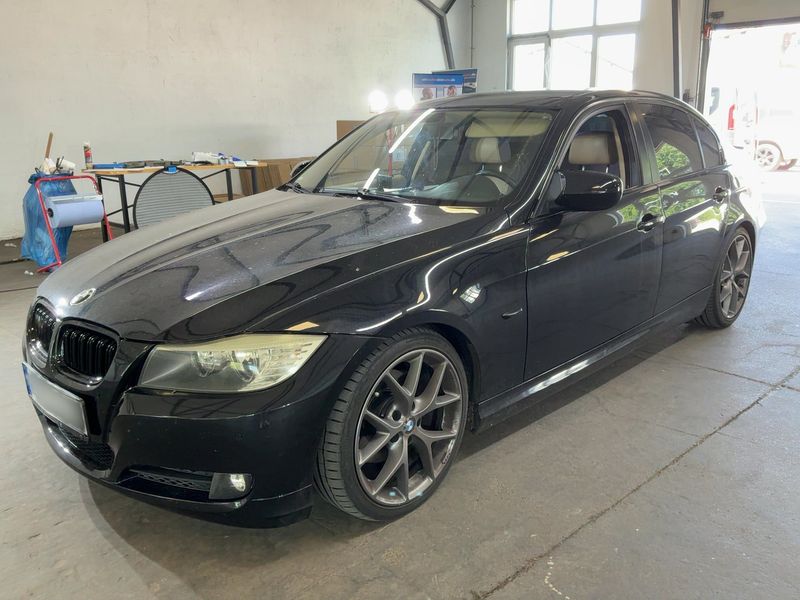 BMW 3er 325i — 1/8