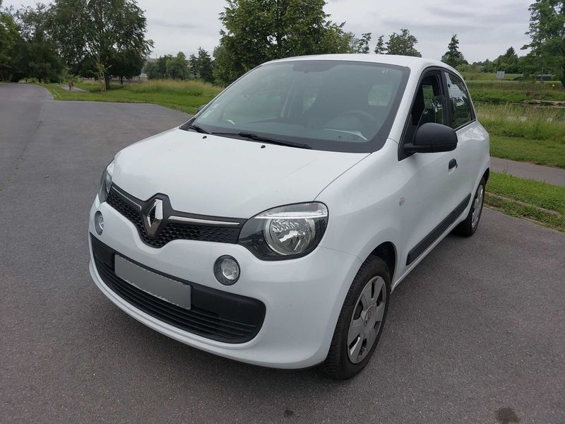 Renault Twingo 1.0 SCe — 1/8