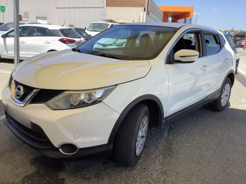 Nissan Qashqai 1.6 dCi — 1/8