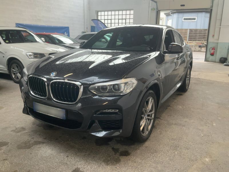 BMW X4 xDrive 20i — 1/8