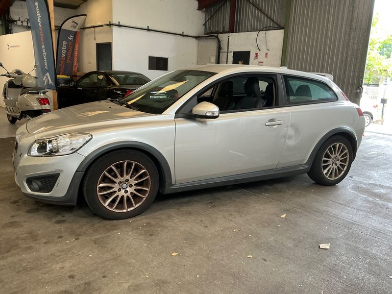 Volvo C30 2.4 D5 — 1/8