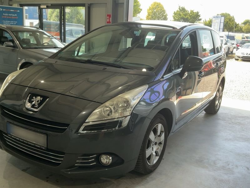 Peugeot 5008 1.6 HDi — 1/8