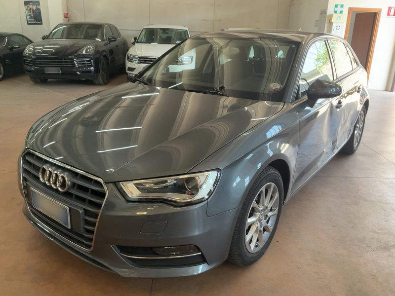 Audi A3 Sportback 1.6 TDI — 1/8