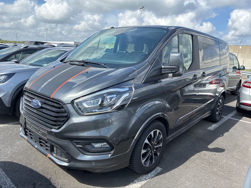 Ford Tourneo Custom 2.0 TDCi — фото 1