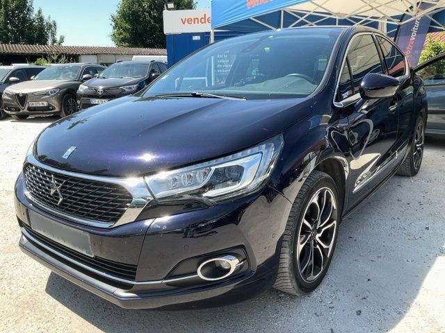 DS Automobiles DS4 2.0 Blue-HDi — 1/8
