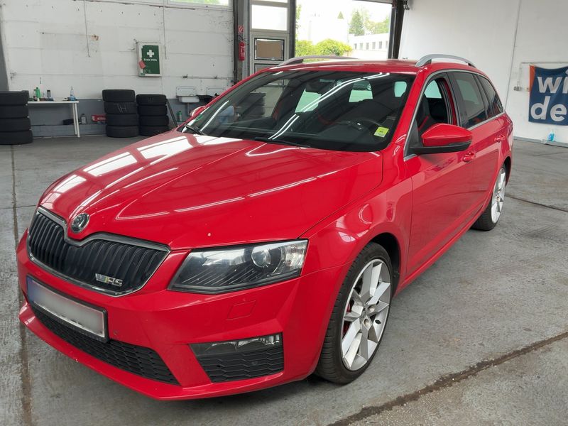Skoda Octavia 2.0 TDI — 1/8