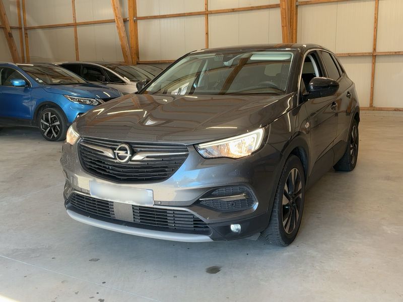 Opel Grandland X 1.2 Turbo — 1/8