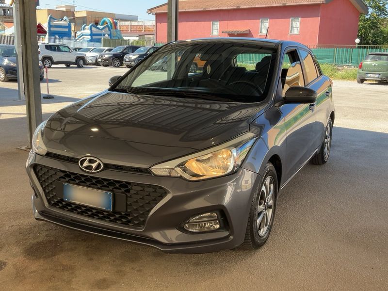 Hyundai i20 1.2 — 1/8