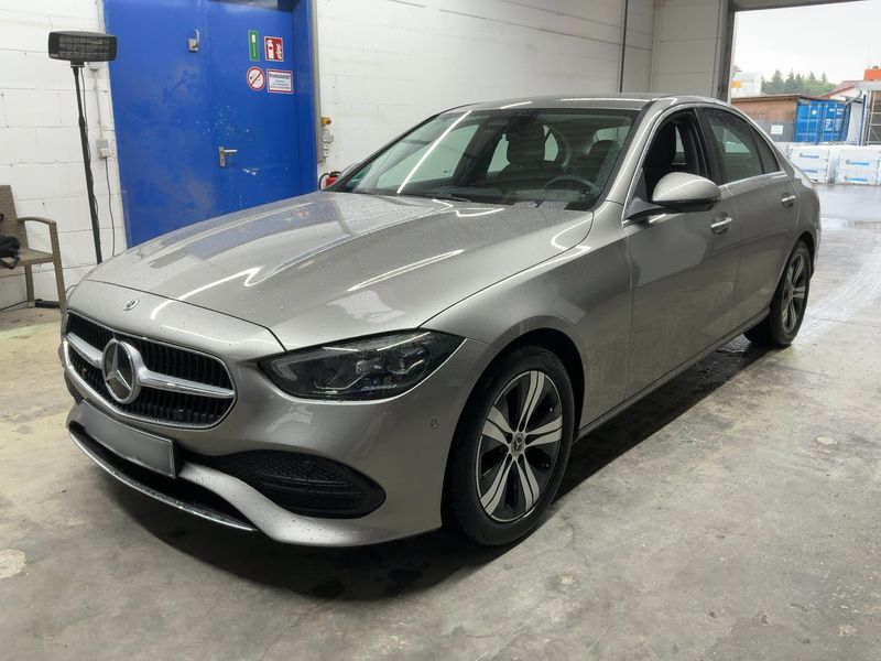 Mercedes-Benz C-Klasse C 180 Mild-Hybrid — 1/8