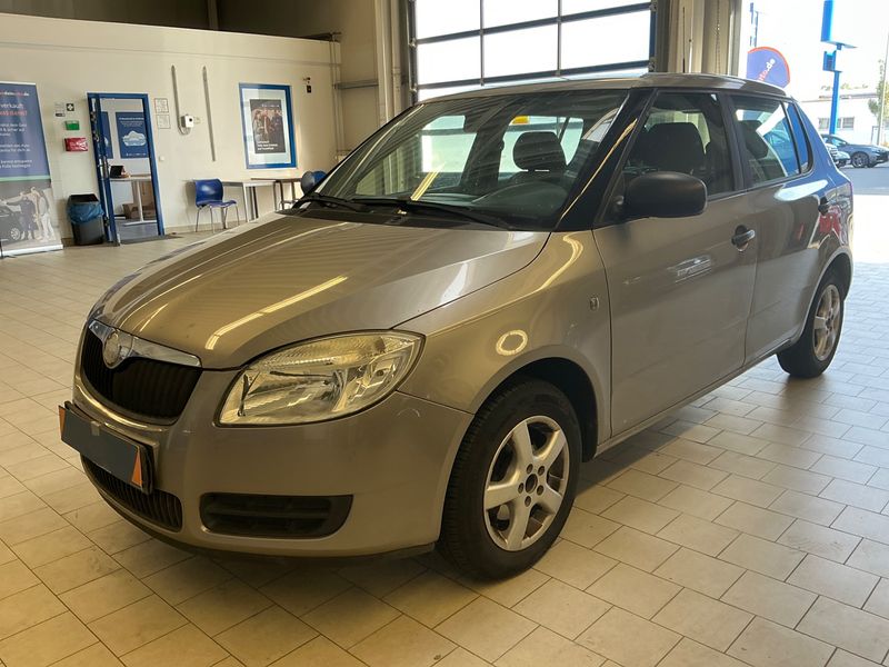 Skoda Fabia 1.2 — фото 1