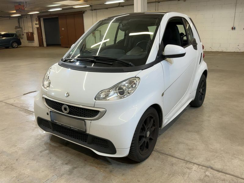Smart fortwo 1.0 — фото 1