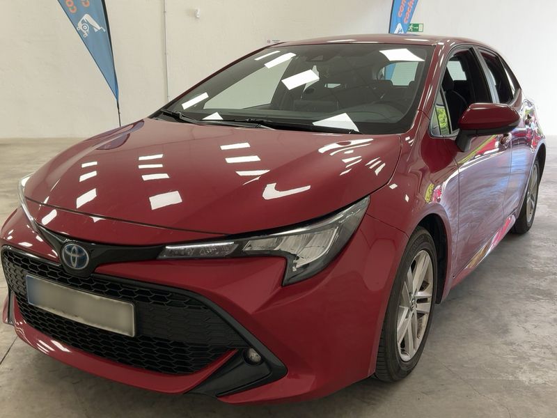 Toyota Corolla 1.8 Hybrid — 1/8
