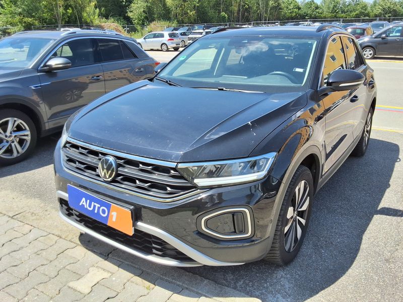 Volkswagen T-Roc 1.0 TSI — 1/8