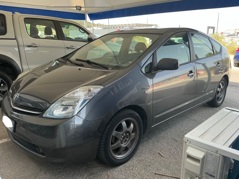 Toyota Prius 1.5 — 1/8