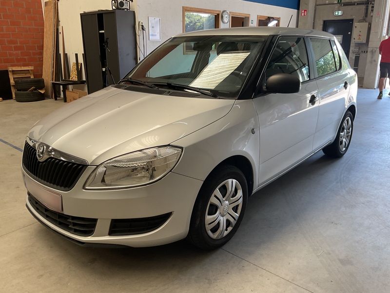 Skoda Fabia 1.2 — 1/8