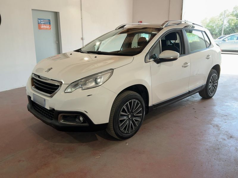 Peugeot 2008 1.6 Blue-HDi — 1/8