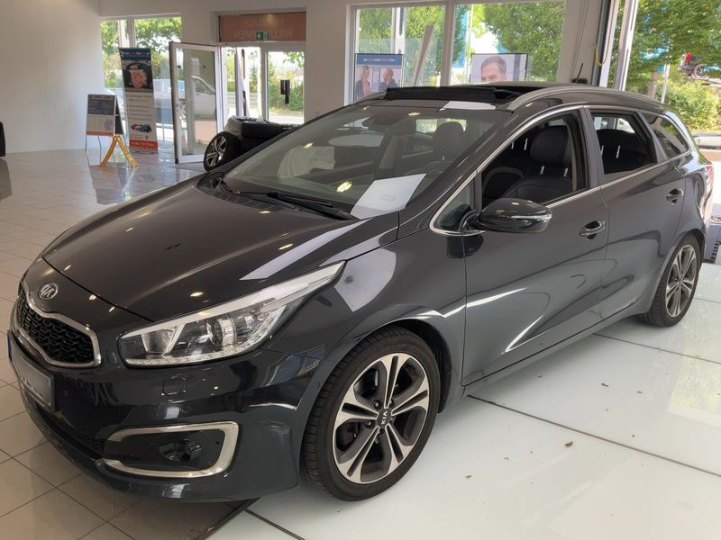 Kia cee'd 1.6 CRDi — 1/8