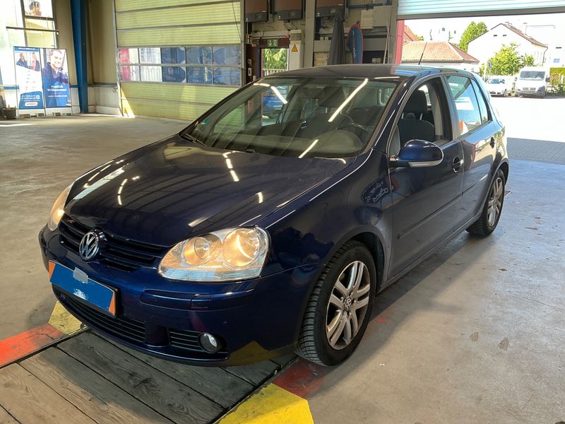 Volkswagen Golf V 1.4 TSI — 1/8
