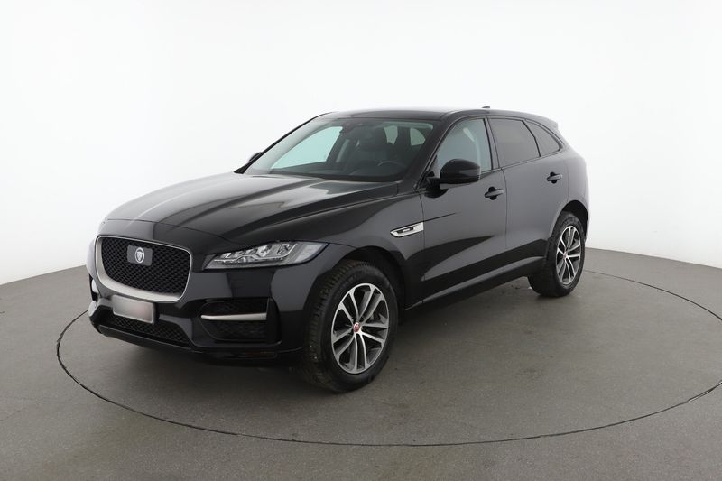 Jaguar F-Pace 25d — фото 1