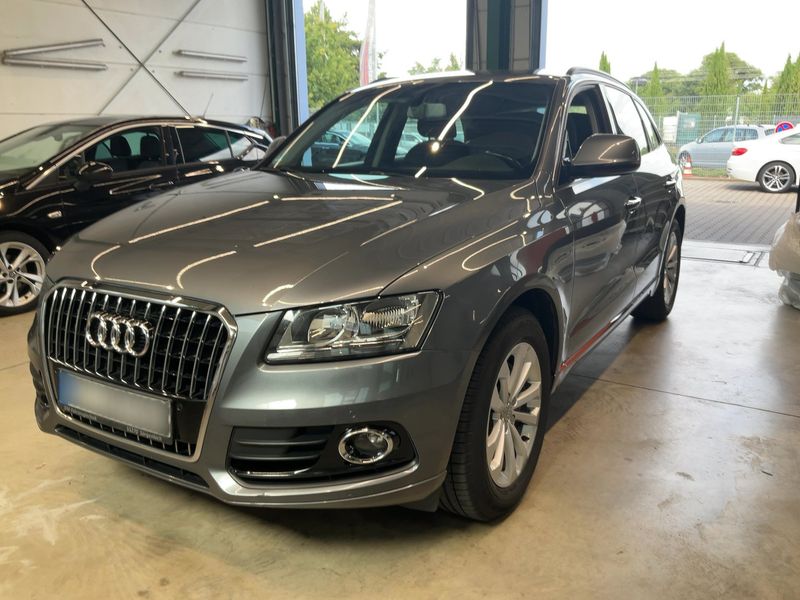 Audi Q5 2.0 TDI clean diesel — 1/8
