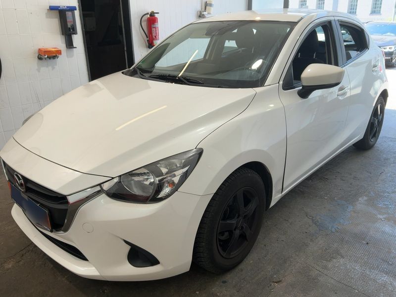 Mazda 2 1.5 — 1/8