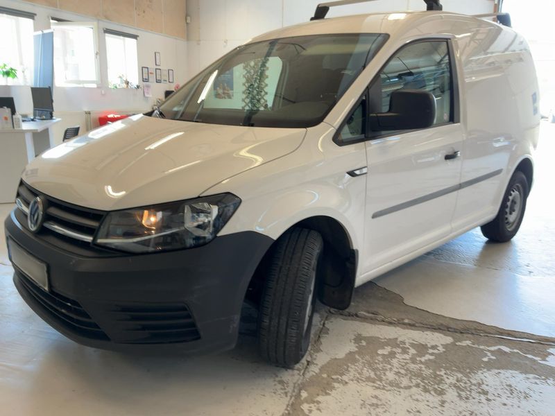 Volkswagen Caddy 2.0 TDI — 1/8