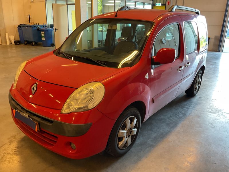 Renault Kangoo 1.6 — 1/8