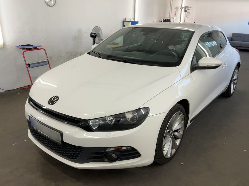 Volkswagen Scirocco 2.0 TSI — фото 1