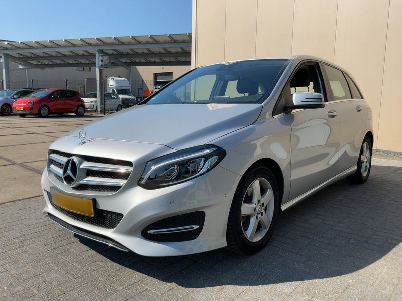 Mercedes-Benz B-Klasse B 200 CDI — 1/8