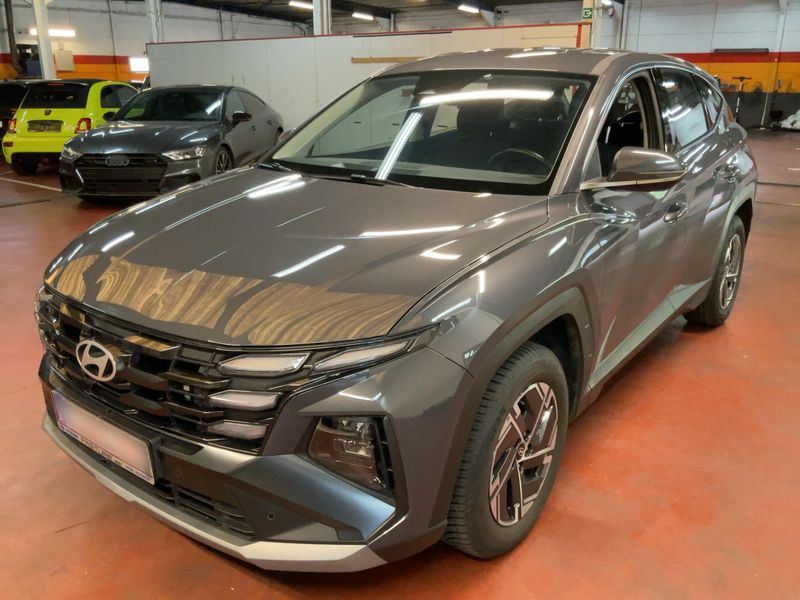 Hyundai Tucson 1.6 CRDi — 1/8