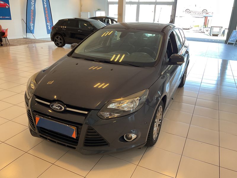 Ford Focus 1.6 EcoBoost — фото 1